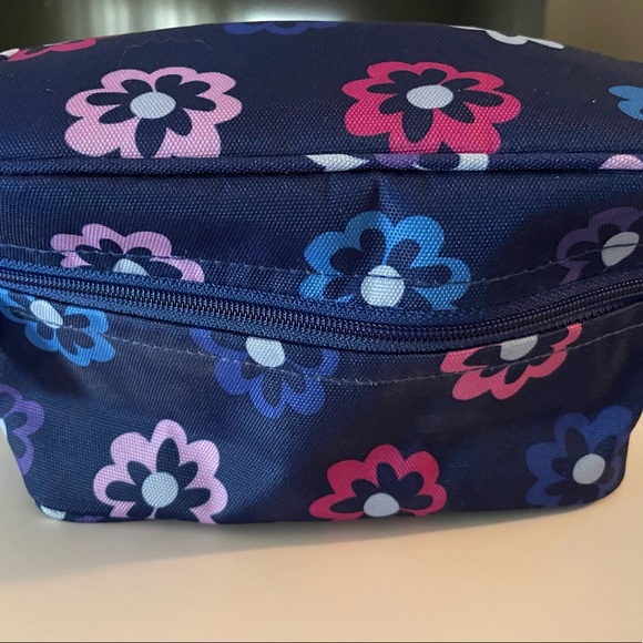 Vera Bradley Bags Vera Bradley Travel Case Nwot Poshmark